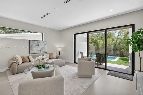 912 SE 13th Street Fort Lauderdale FL 33316