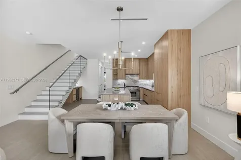 912 SE 13th Street Fort Lauderdale FL 33316