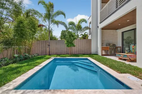 912 SE 13th Street Fort Lauderdale FL 33316