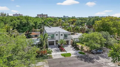 912 SE 13th Street Fort Lauderdale FL 33316