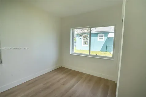 7128 NW 20th Avenue Miami FL 33147