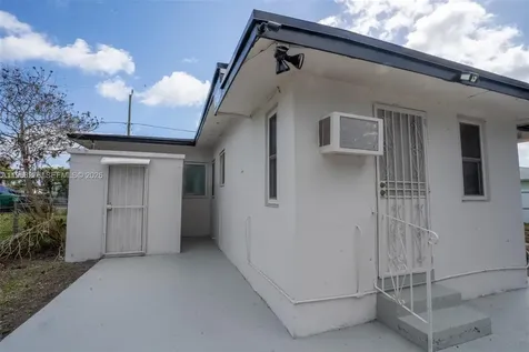 7128 NW 20th Avenue Miami FL 33147