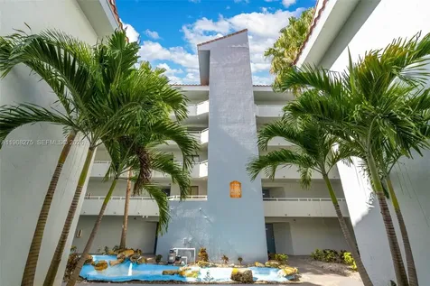 8305 SW 152nd Avenue Miami FL 33193