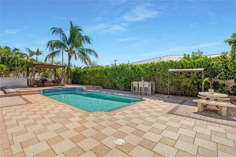 500 94th Street Surfside FL 33154