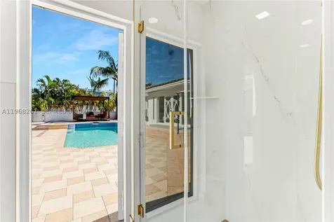 500 94th Street Surfside FL 33154