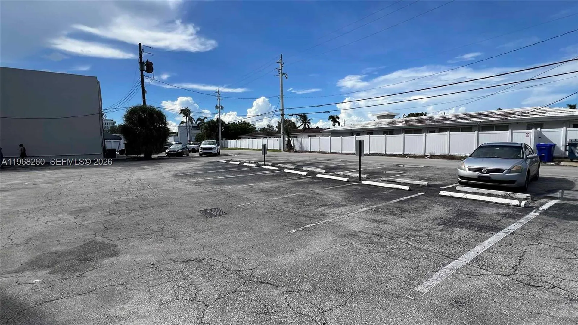 2727 E Oakland Park Boulevard Fort Lauderdale FL 33306