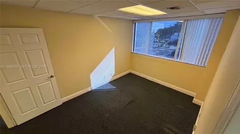 2727 E Oakland Park Boulevard Fort Lauderdale FL 33306