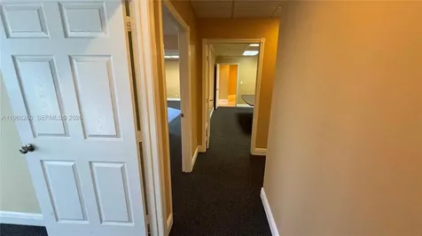 2727 E Oakland Park Boulevard Fort Lauderdale FL 33306