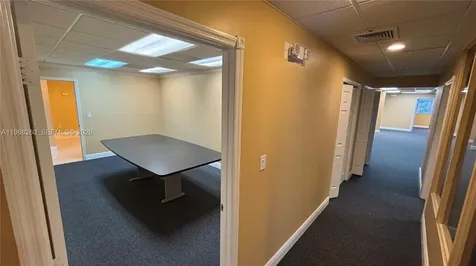 2727 E Oakland Park Boulevard Fort Lauderdale FL 33306