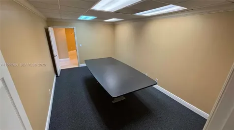 2727 E Oakland Park Boulevard Fort Lauderdale FL 33306