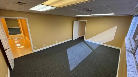 2727 E Oakland Park Boulevard Fort Lauderdale FL 33306