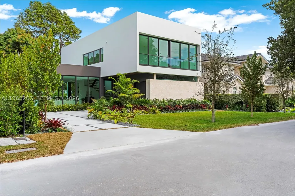 4081 Hardie Avenue Miami FL 33133