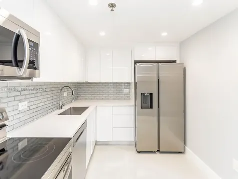 20505 E Country Club Drive Aventura FL 33180