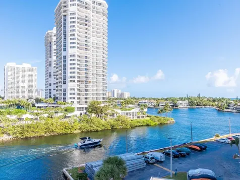 20505 E Country Club Drive Aventura FL 33180