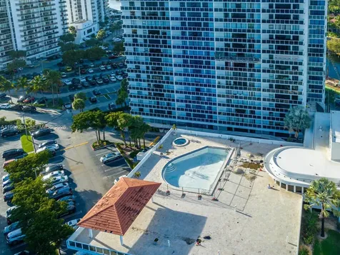 20505 E Country Club Drive Aventura FL 33180