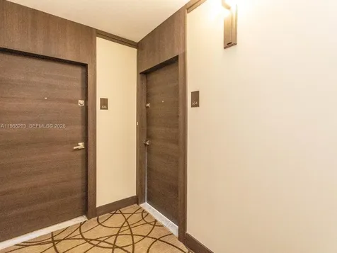 20505 E Country Club Drive Aventura FL 33180