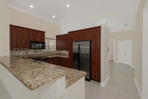 15251 Wilshire Way Pembroke Pines FL 33027