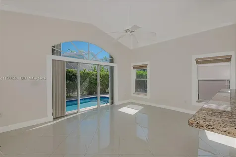 15251 Wilshire Way Pembroke Pines FL 33027