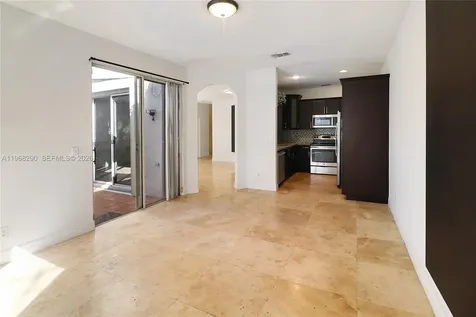 13212 NW 8th Street Pembroke Pines FL 33028