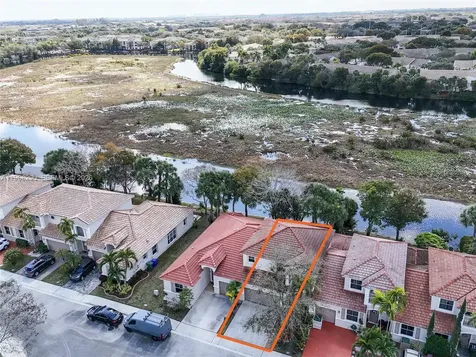 13212 NW 8th Street Pembroke Pines FL 33028