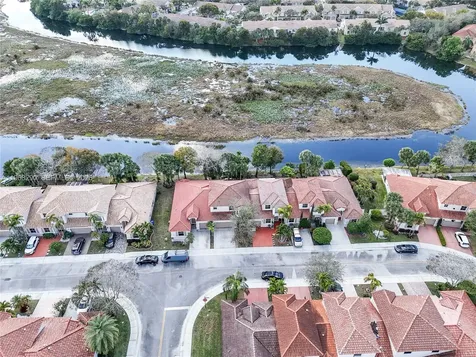 13212 NW 8th Street Pembroke Pines FL 33028