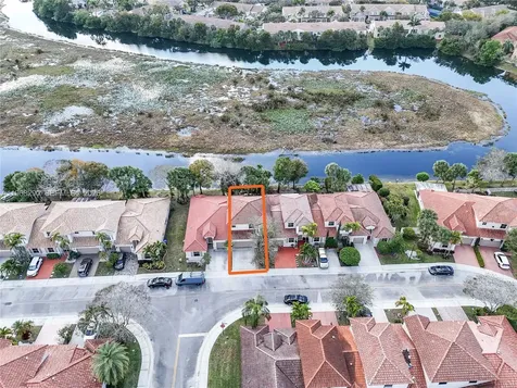 13212 NW 8th Street Pembroke Pines FL 33028