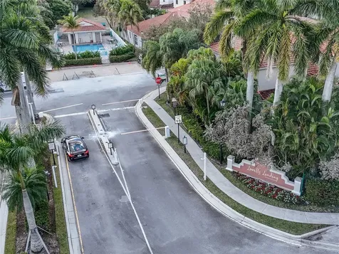 13212 NW 8th Street Pembroke Pines FL 33028