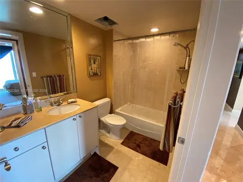 1755 E Hallandale Beach Boulevard Hallandale Beach FL 33009