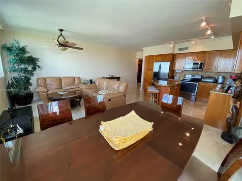 1755 E Hallandale Beach Boulevard Hallandale Beach FL 33009