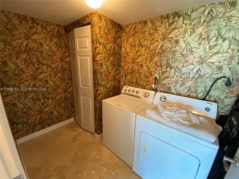 1755 E Hallandale Beach Boulevard Hallandale Beach FL 33009