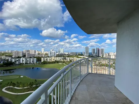 1755 E Hallandale Beach Boulevard Hallandale Beach FL 33009
