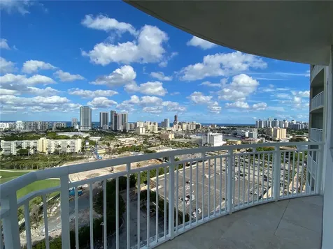 1755 E Hallandale Beach Boulevard Hallandale Beach FL 33009
