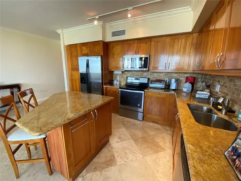 1755 E Hallandale Beach Boulevard Hallandale Beach FL 33009