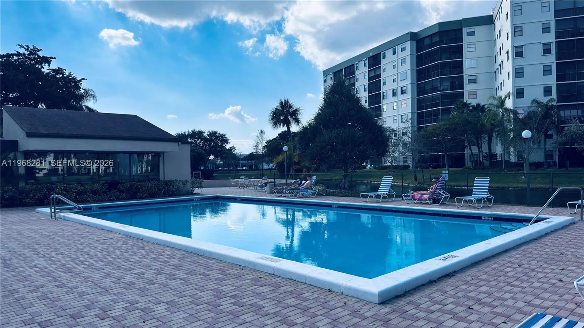 2326 S Cypress Bend Drive Pompano Beach FL 33069