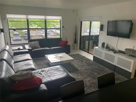 2326 S Cypress Bend Drive Pompano Beach FL 33069