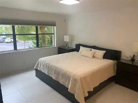 2326 S Cypress Bend Drive Pompano Beach FL 33069