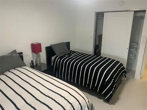 2326 S Cypress Bend Drive Pompano Beach FL 33069