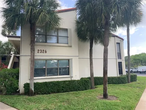 2326 S Cypress Bend Drive Pompano Beach FL 33069