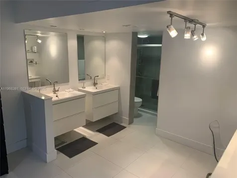 2326 S Cypress Bend Drive Pompano Beach FL 33069