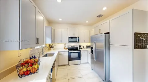 1040 SE 24th Avenue Homestead FL 33035