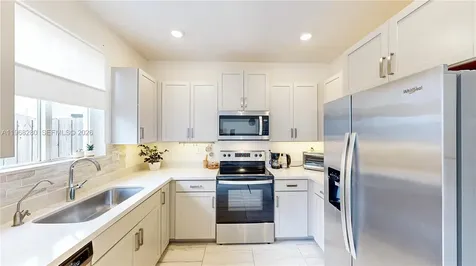 1040 SE 24th Avenue Homestead FL 33035