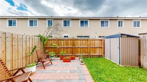 1040 SE 24th Avenue Homestead FL 33035