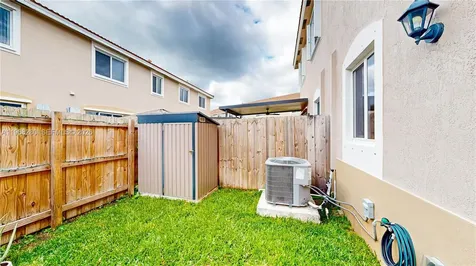 1040 SE 24th Avenue Homestead FL 33035