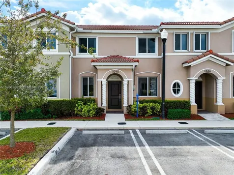 1040 SE 24th Avenue Homestead FL 33035