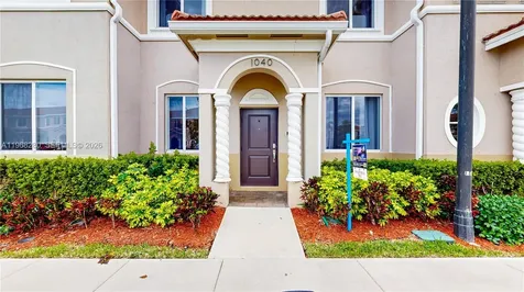 1040 SE 24th Avenue Homestead FL 33035
