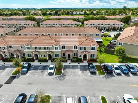 1040 SE 24th Avenue Homestead FL 33035