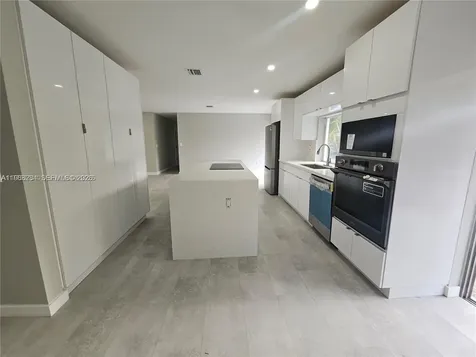 221 SW 53rd Avenue Plantation FL 33317