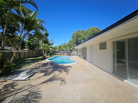 221 SW 53rd Avenue Plantation FL 33317