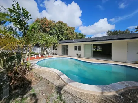 221 SW 53rd Avenue Plantation FL 33317
