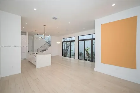 4454 NW 80th Avenue Doral FL 33166